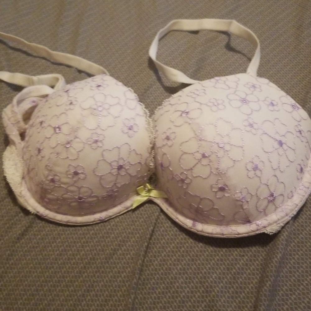 Cosmopolitan bra 36b